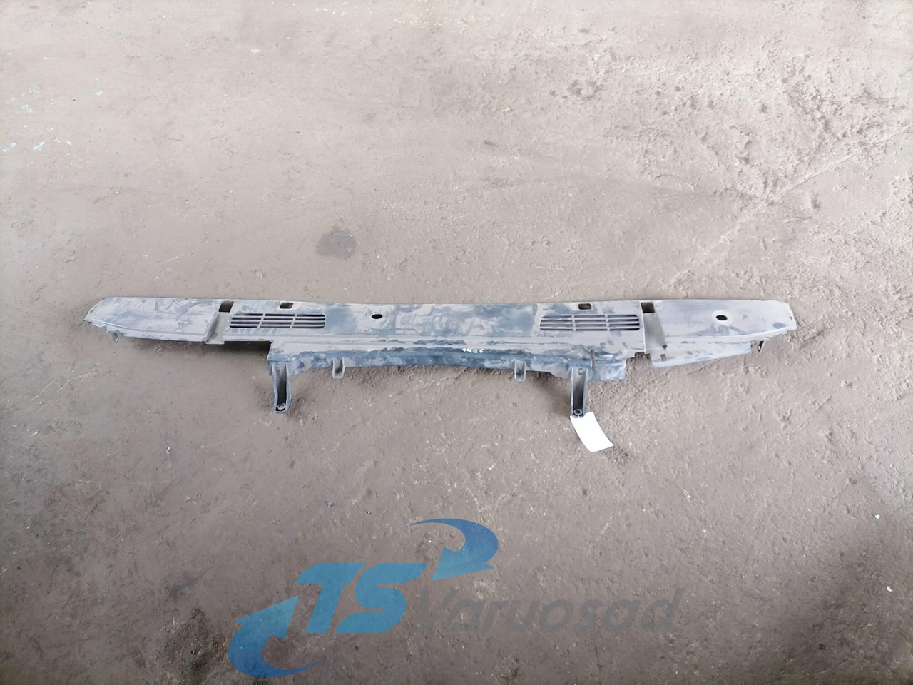 Volvo Iluvõre plastik 20527277 - Parrilla para Camión: foto 1 Volvo Iluvõre plastik 20527277 - Parrilla para Camión: foto 1