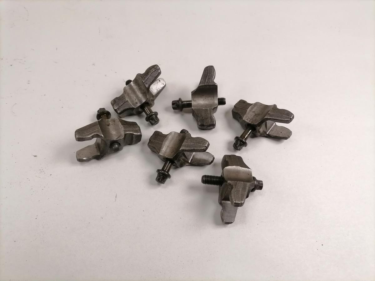 Volvo Injector holder 21252581 - Bomba de combustible para Camión: foto 2 Volvo Injector holder 21252581 - Bomba de combustible para Camión: foto 2