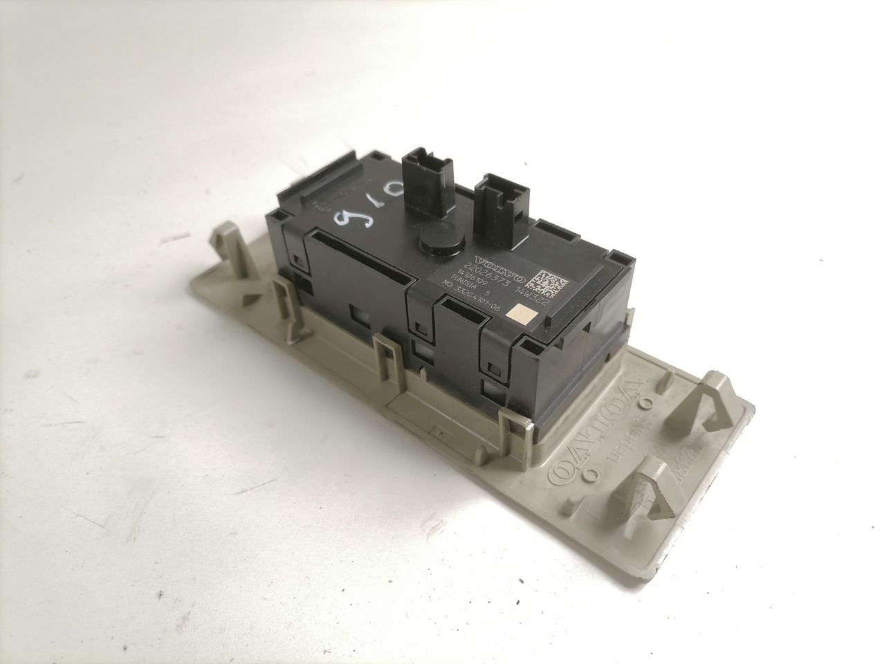 Volvo Lülitite moodul 22026373 - Cabina para Camión: foto 3 Volvo Lülitite moodul 22026373 - Cabina para Camión: foto 3