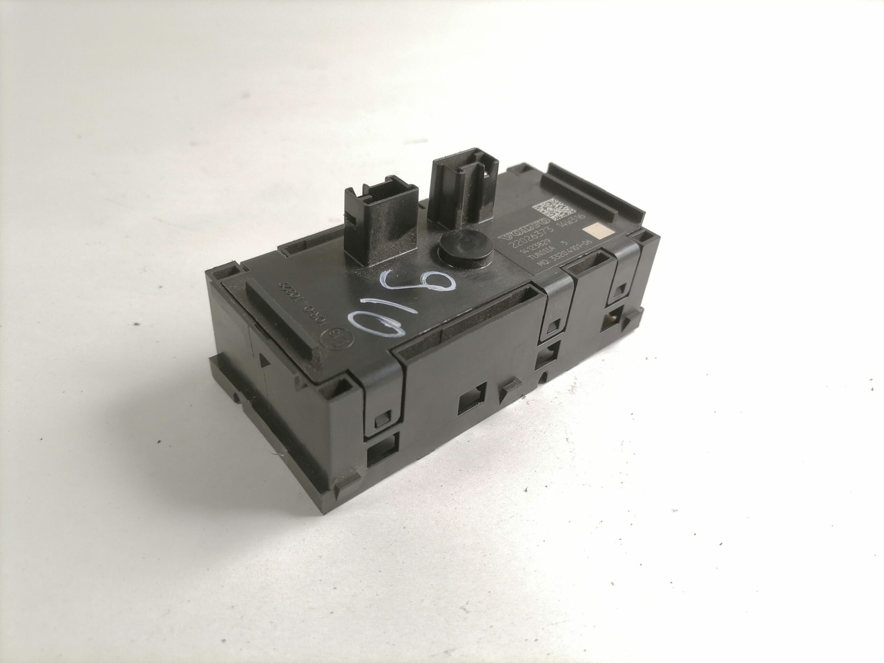 Volvo Lülitite moodul 22026373 - Cabina para Camión: foto 3 Volvo Lülitite moodul 22026373 - Cabina para Camión: foto 3