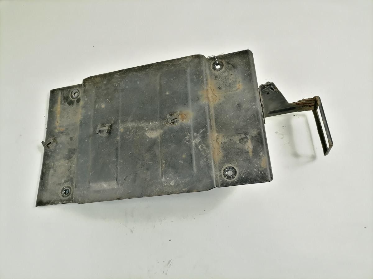 Volvo Mudguard bracket 21094406 - Pieza universal para Camión: foto 2 Volvo Mudguard bracket 21094406 - Pieza universal para Camión: foto 2