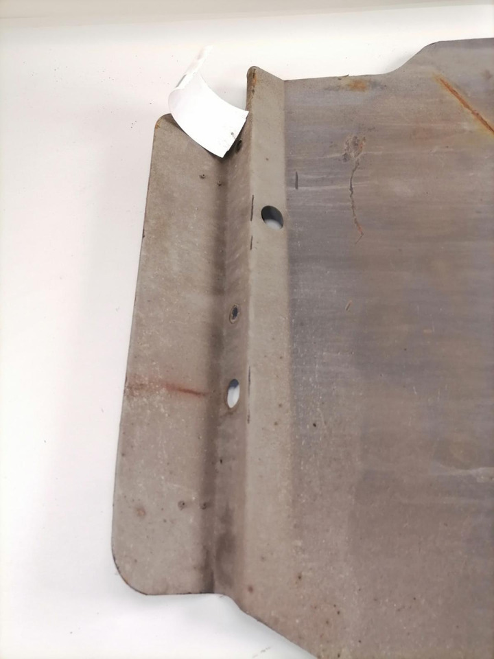 Volvo Muffler cover 21006096 - Silenciador para Camión: foto 4 Volvo Muffler cover 21006096 - Silenciador para Camión: foto 4