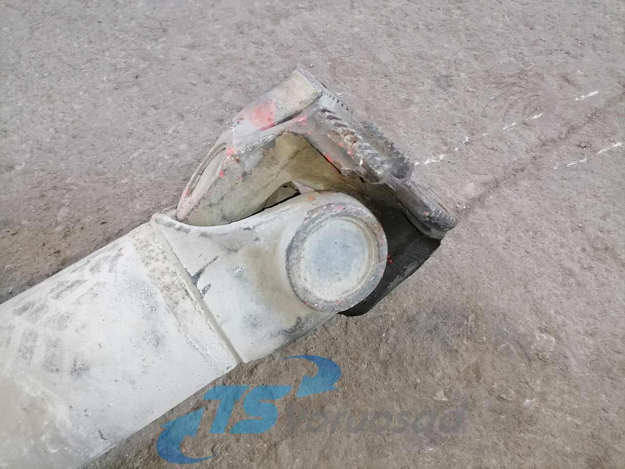 Volvo Propeller shaft 20471382 - Árbol de transmisión para Camión: foto 3 Volvo Propeller shaft 20471382 - Árbol de transmisión para Camión: foto 3