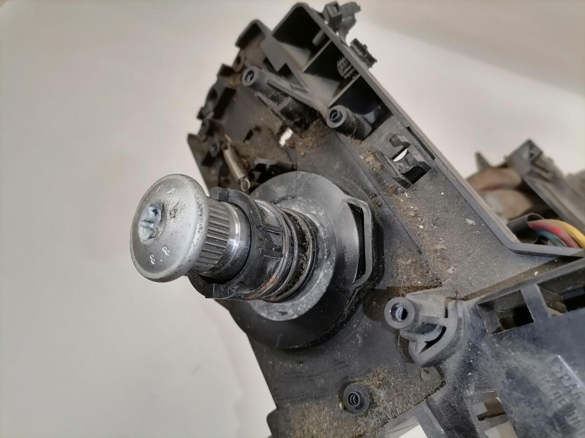 Volvo Roolisammas 20812322 - Columna de dirección para Camión: foto 4 Volvo Roolisammas 20812322 - Columna de dirección para Camión: foto 4