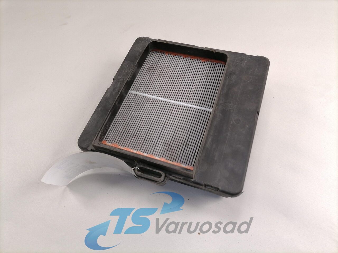 Volvo Salongi õhufiltri korpus 20489245 - Pieza universal para Camión: foto 1 Volvo Salongi õhufiltri korpus 20489245 - Pieza universal para Camión: foto 1