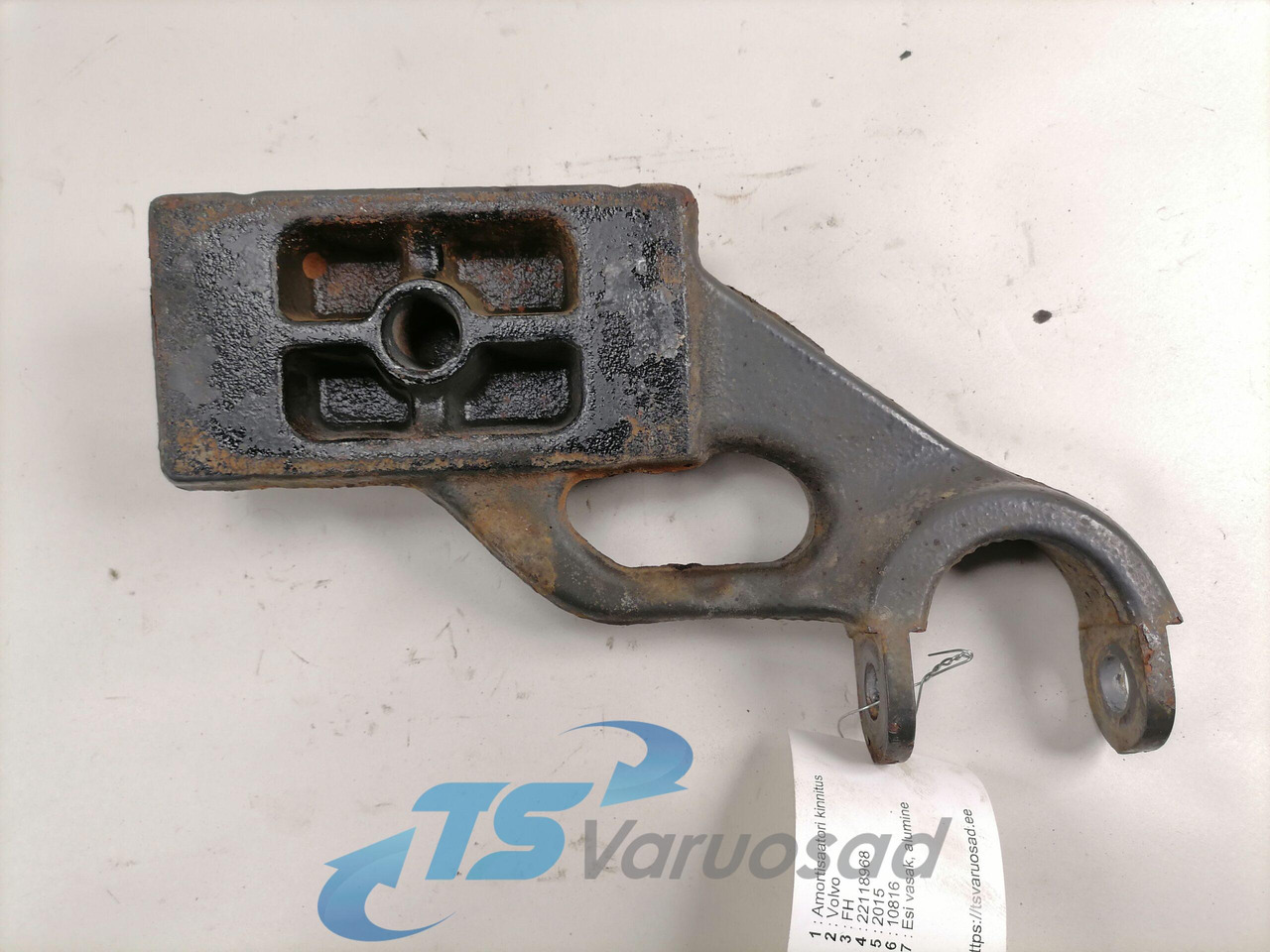 Volvo Shock absorber mounting 22118968 - Suspensión para Camión: foto 3 Volvo Shock absorber mounting 22118968 - Suspensión para Camión: foto 3