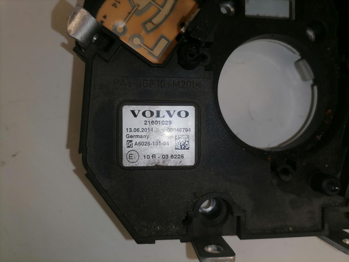 Volvo Volvo rooli lülitite kandur 21601029 - Cabina para Camión: foto 5 Volvo Volvo rooli lülitite kandur 21601029 - Cabina para Camión: foto 5