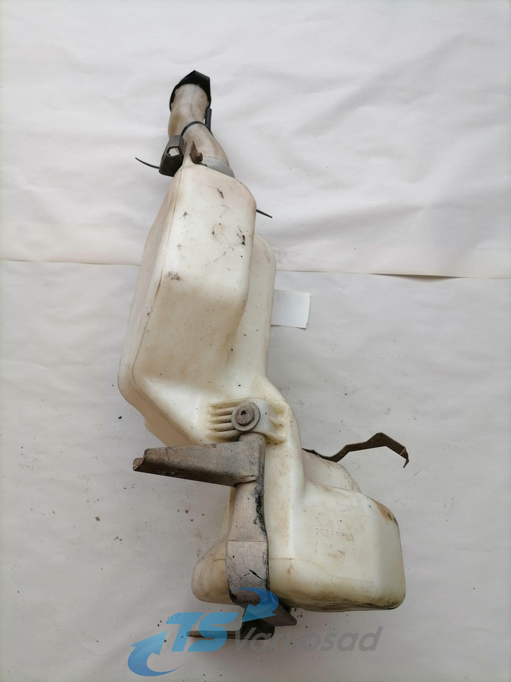 Volvo Windscreen washer fluid tank 20382655 - Limpiaparabrisas para Camión: foto 3 Volvo Windscreen washer fluid tank 20382655 - Limpiaparabrisas para Camión: foto 3