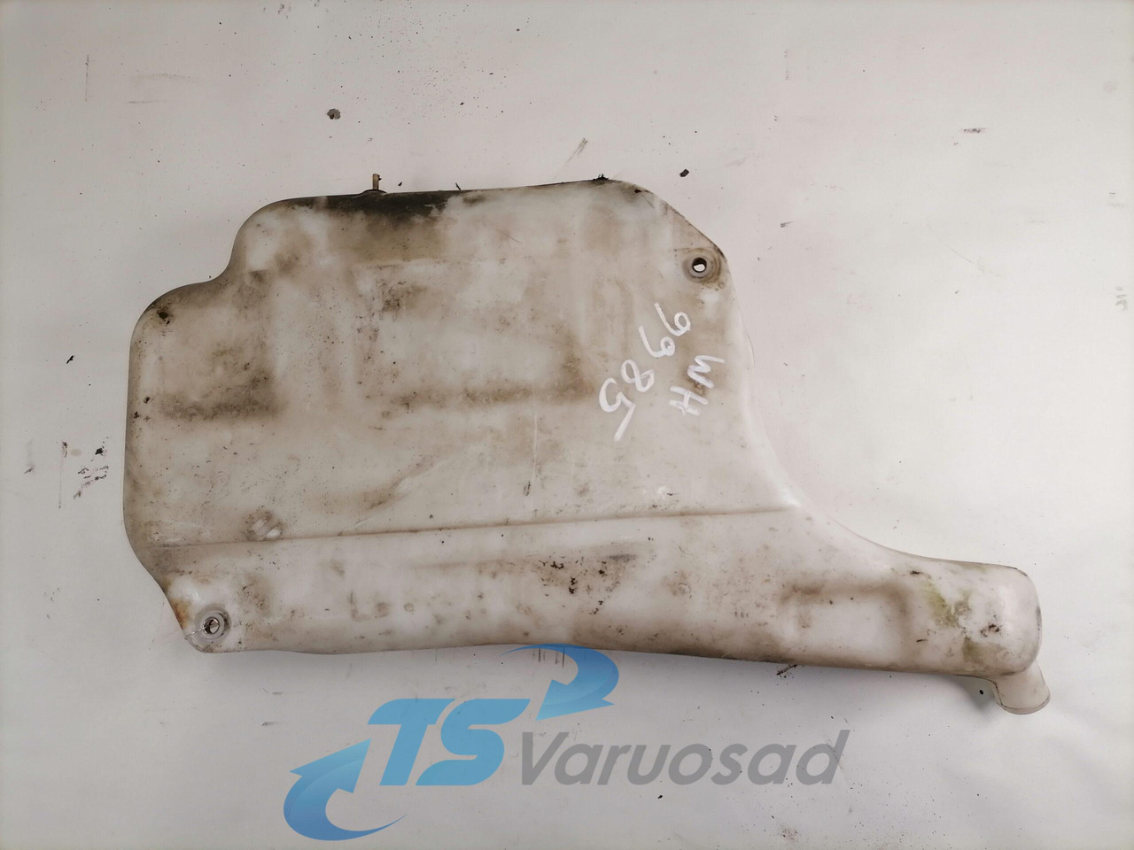 Volvo Windscreen washer fluid tank 3121310 - Limpiaparabrisas para Camión: foto 4 Volvo Windscreen washer fluid tank 3121310 - Limpiaparabrisas para Camión: foto 4