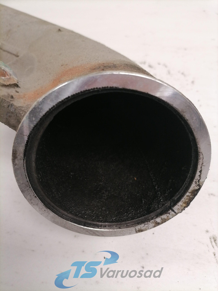 Volvo intercooler pipe 20522119 - Intercooler para Camión: foto 4 Volvo intercooler pipe 20522119 - Intercooler para Camión: foto 4