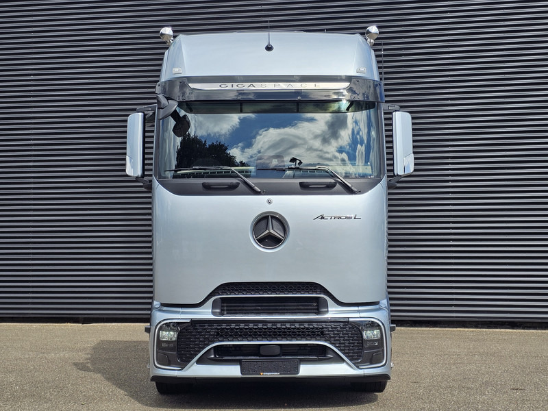 Mercedes-Benz ACTROS 2548 6X2/4 / PTO / GIGASPACE - Cabeza tractora: foto 4 Mercedes-Benz ACTROS 2548 6X2/4 / PTO / GIGASPACE - Cabeza tractora: foto 4