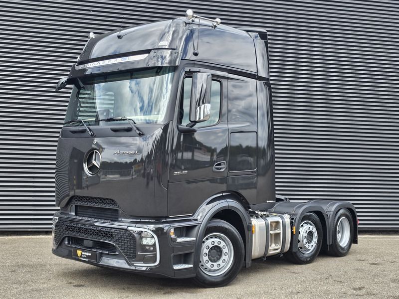Mercedes-Benz ACTROS 2548 / PTO / 6X2/4 / GIGASPACE !! NEW !! - Cabeza tractora: foto 1 Mercedes-Benz ACTROS 2548 / PTO / 6X2/4 / GIGASPACE !! NEW !! - Cabeza tractora: foto 1
