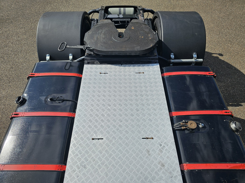 Scania R164.580 V8 / MANUAL / RETARDER / TOPLINE - Cabeza tractora: foto 4 Scania R164.580 V8 / MANUAL / RETARDER / TOPLINE - Cabeza tractora: foto 4