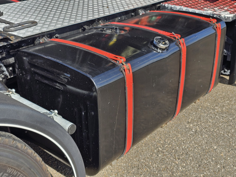 Scania R164.580 V8 / MANUAL / RETARDER / TOPLINE - Cabeza tractora: foto 3 Scania R164.580 V8 / MANUAL / RETARDER / TOPLINE - Cabeza tractora: foto 3