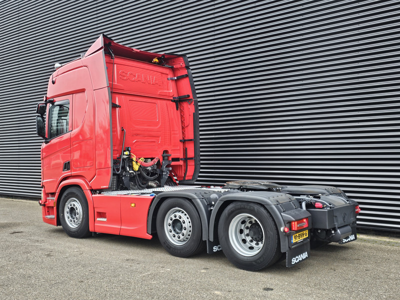 Scania R560 6x2/4 / FULL AIR / RETARDER / PARKING COOLER / PTO - Cabeza tractora: foto 3 Scania R560 6x2/4 / FULL AIR / RETARDER / PARKING COOLER / PTO - Cabeza tractora: foto 3