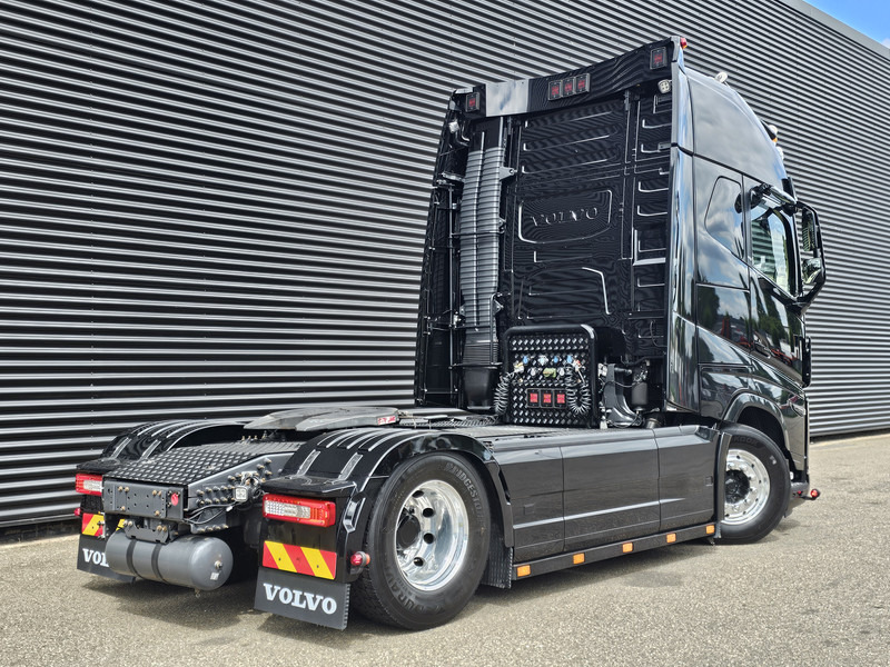 Volvo FH 16.650 4x2 / XL / FULL AIR / RETARDER / I PARK COOL / - Cabeza tractora: foto 4 Volvo FH 16.650 4x2 / XL / FULL AIR / RETARDER / I PARK COOL / - Cabeza tractora: foto 4