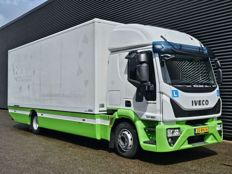Iveco EURO CARGO 220 / LES / SCHOOL / FAHRSCHULE / CLOSED BOX - Camión caja cerrada: foto 3 Iveco EURO CARGO 220 / LES / SCHOOL / FAHRSCHULE / CLOSED BOX - Camión caja cerrada: foto 3