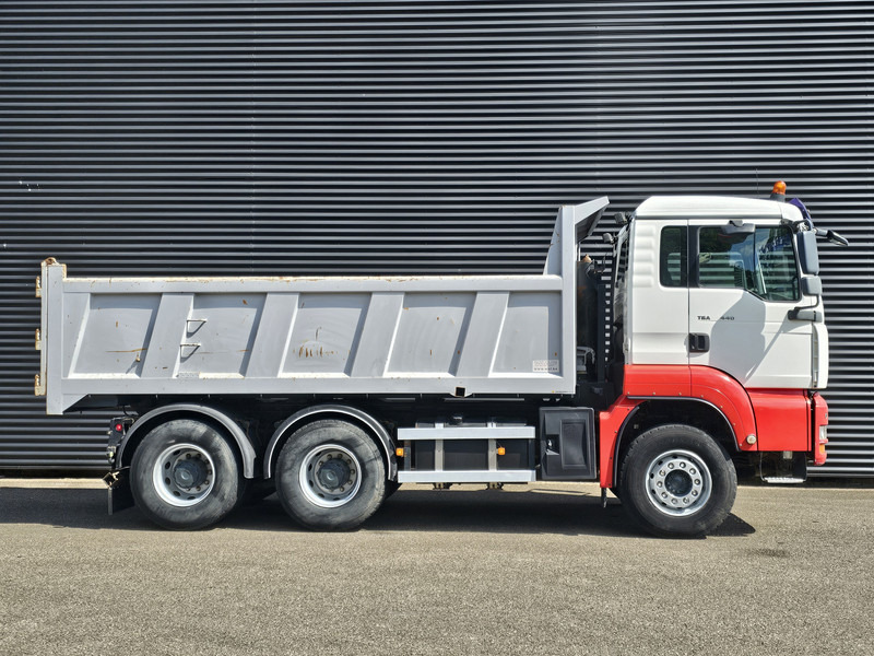 MAN TGA 26.440 / TIPPER - TRACTOR COMBI /6x4 / SPRING / BIG AXLE - Volquete camión: foto 4 MAN TGA 26.440 / TIPPER - TRACTOR COMBI /6x4 / SPRING / BIG AXLE - Volquete camión: foto 4