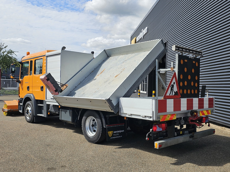 MAN TGM 15.240 BL / TIPPER / DOKA / VEEG / SWEEPER - Volquete camión: foto 4 MAN TGM 15.240 BL / TIPPER / DOKA / VEEG / SWEEPER - Volquete camión: foto 4