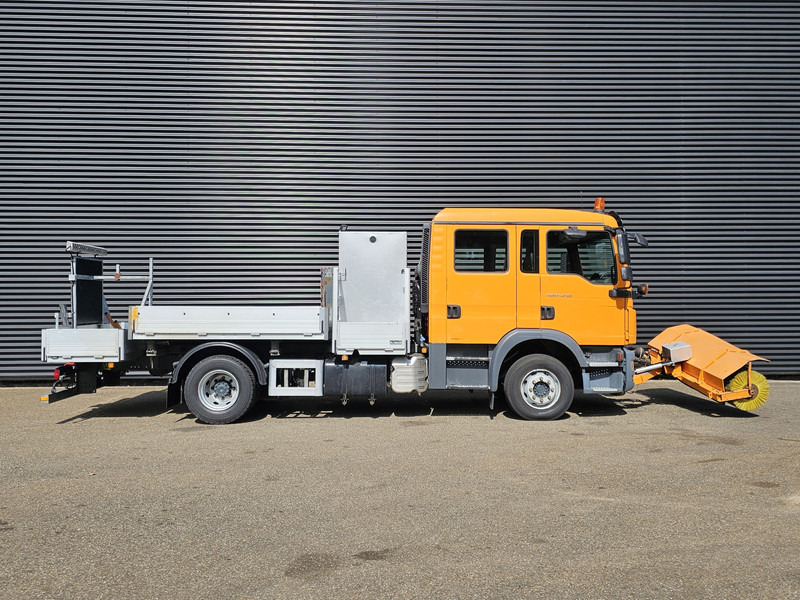 MAN TGM 15.240 BL / TIPPER / DOKA / VEEG / SWEEPER - Barredora vial: foto 3 MAN TGM 15.240 BL / TIPPER / DOKA / VEEG / SWEEPER - Barredora vial: foto 3