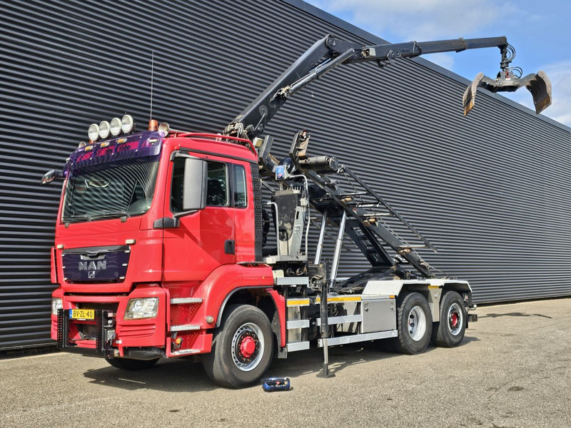 MAN TGS 26.400 / 6x4H-2 / HMF Z KRAAN + CONTAINERSYSTEM - Camión con equipo de cable, Camión grúa: foto 1 MAN TGS 26.400 / 6x4H-2 / HMF Z KRAAN + CONTAINERSYSTEM - Camión con equipo de cable, Camión grúa: foto 1