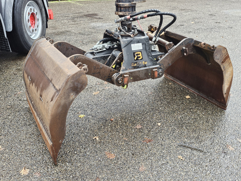 MAN TGS 47.440 BBL / 10X4 HOOKLIFT + Z CRANE - Multibasculante camión, Camión grúa: foto 5 MAN TGS 47.440 BBL / 10X4 HOOKLIFT + Z CRANE - Multibasculante camión, Camión grúa: foto 5