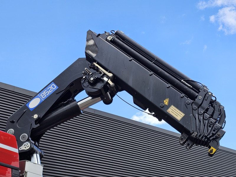 MAN TGX 37.480 8x2-6 / HMF 85 t/m CRANE / KRAN - Camión grúa: foto 4 MAN TGX 37.480 8x2-6 / HMF 85 t/m CRANE / KRAN - Camión grúa: foto 4