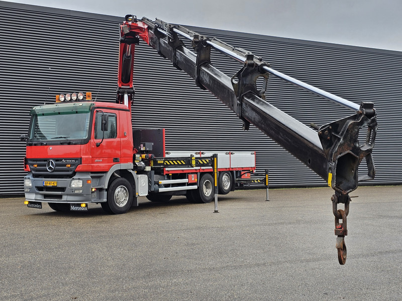 Mercedes-Benz ACTROS 2541 6X2 / PALFINGER PK 42 t/m CRANE / KRAN - Camión grúa: foto 4 Mercedes-Benz ACTROS 2541 6X2 / PALFINGER PK 42 t/m CRANE / KRAN - Camión grúa: foto 4