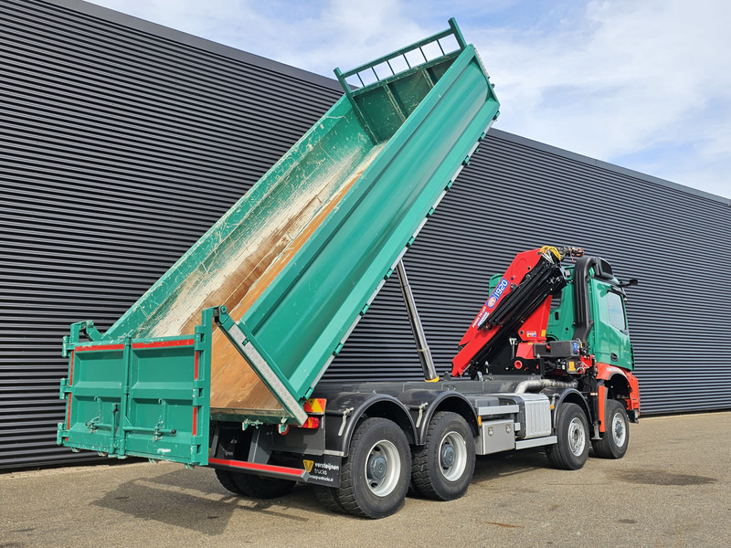 Mercedes-Benz AROCS 4145 / 8X6 / TIPPER + HMF CRANE - Volquete camión, Camión grúa: foto 4 Mercedes-Benz AROCS 4145 / 8X6 / TIPPER + HMF CRANE - Volquete camión, Camión grúa: foto 4
