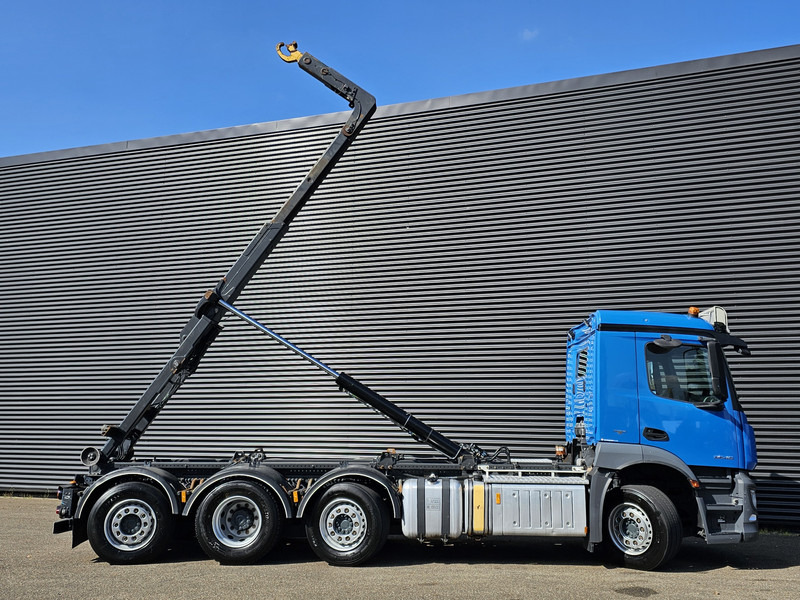 Mercedes-Benz Antos 3546 / 8x2/6 / HOOKLIFT / ABROLLKIPPER - Multibasculante camión: foto 5 Mercedes-Benz Antos 3546 / 8x2/6 / HOOKLIFT / ABROLLKIPPER - Multibasculante camión: foto 5