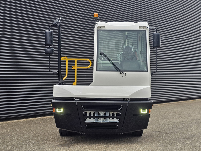 Terberg YT193 / TERMINAL / RANGEERTREKKER / !!NEW!! - Tractor industrial: foto 4 Terberg YT193 / TERMINAL / RANGEERTREKKER / !!NEW!! - Tractor industrial: foto 4