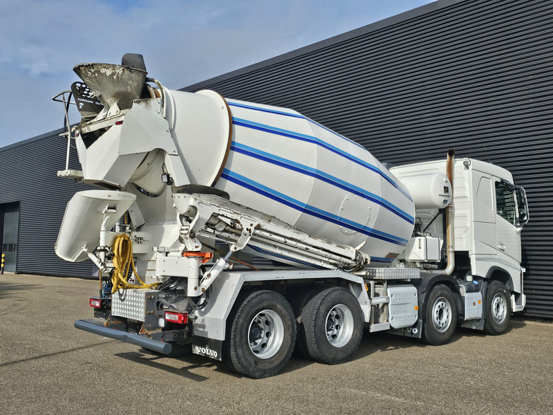 Volvo FH 540 8x4 / BOOGIE LIFT / 10m3 PUTZMEISTER - MIXER / MISCHER - Camión hormigonera: foto 5 Volvo FH 540 8x4 / BOOGIE LIFT / 10m3 PUTZMEISTER - MIXER / MISCHER - Camión hormigonera: foto 5
