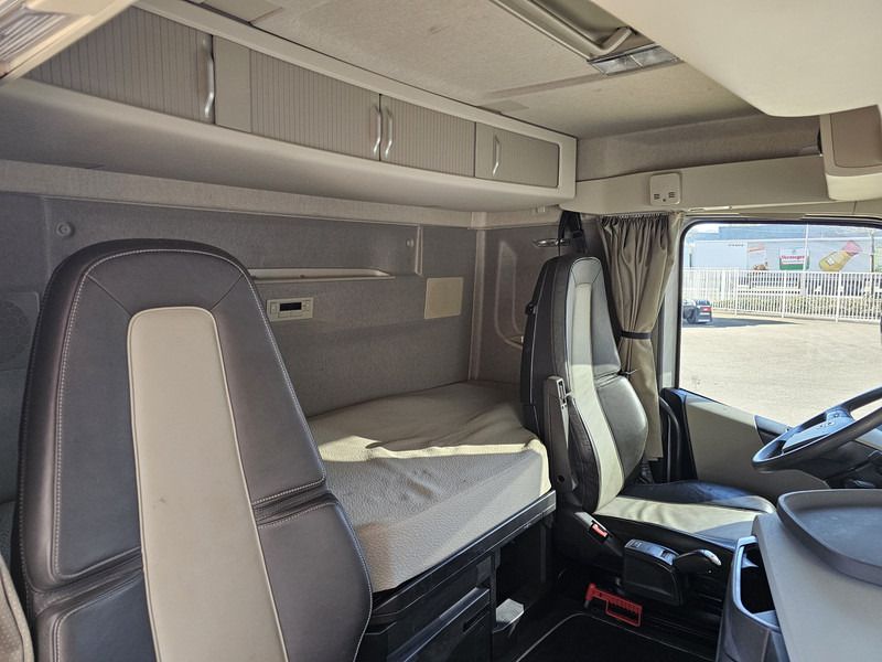 Leasing financiero de Volvo FH540 / EFFER 525S / JIB 4S-HD / 8x4/4 leasing Volvo FH540 / EFFER 525S / JIB 4S-HD / 8x4/4: foto 17 Leasing financiero de Volvo FH540 / EFFER 525S / JIB 4S-HD / 8x4/4 leasing Volvo FH540 / EFFER 525S / JIB 4S-HD / 8x4/4: foto 17