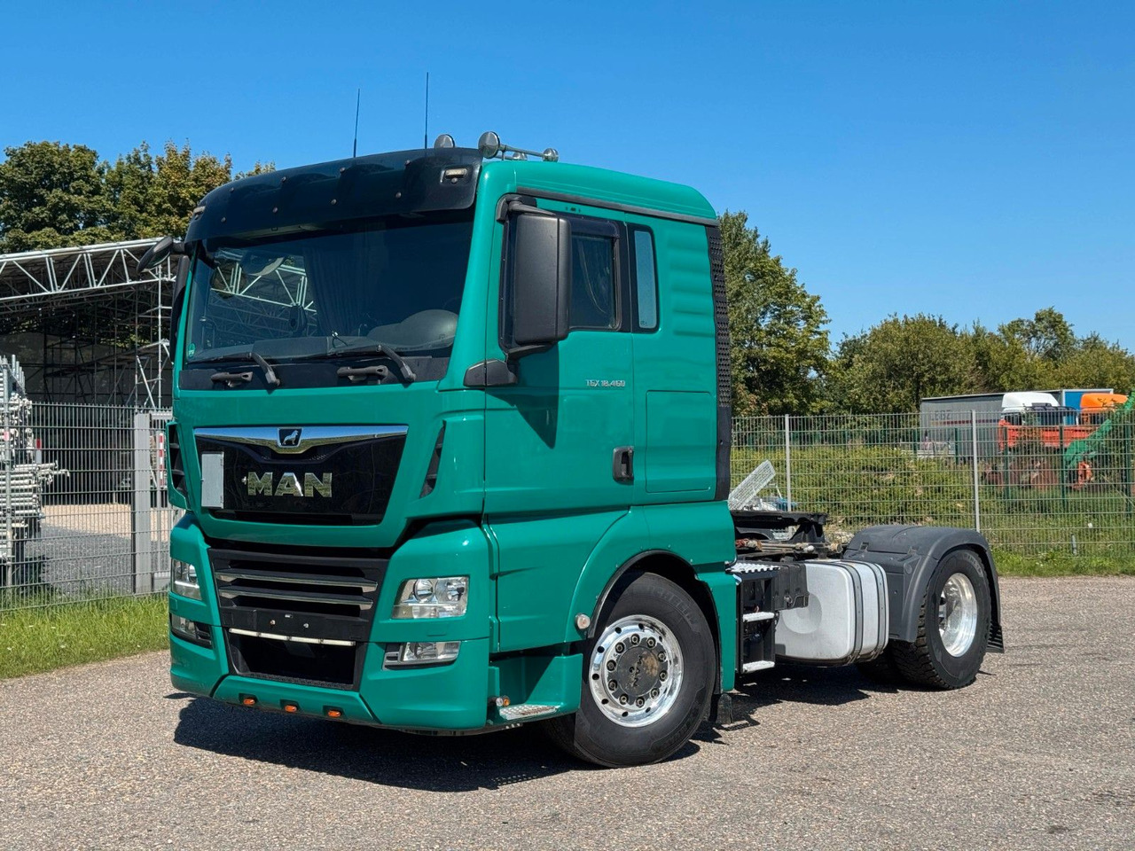 MAN 18.460 4x2 Kipphydr. | Standheiz. | Top Zustand - Cabeza tractora: foto 1 MAN 18.460 4x2 Kipphydr. | Standheiz. | Top Zustand - Cabeza tractora: foto 1