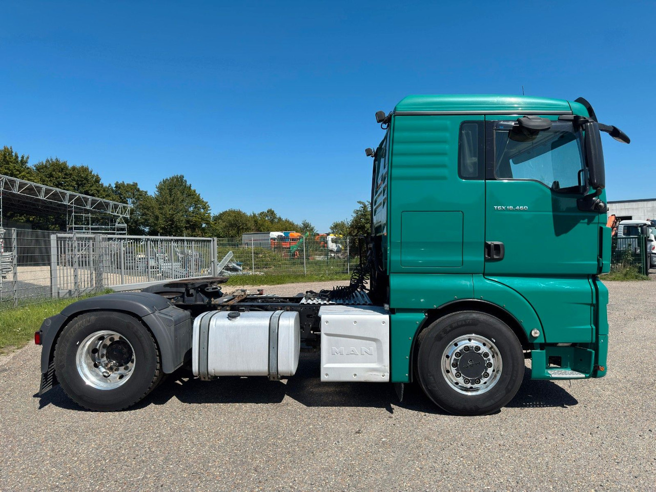 MAN 18.460 4x2 Kipphydr. | Standheiz. | Top Zustand - Cabeza tractora: foto 4 MAN 18.460 4x2 Kipphydr. | Standheiz. | Top Zustand - Cabeza tractora: foto 4