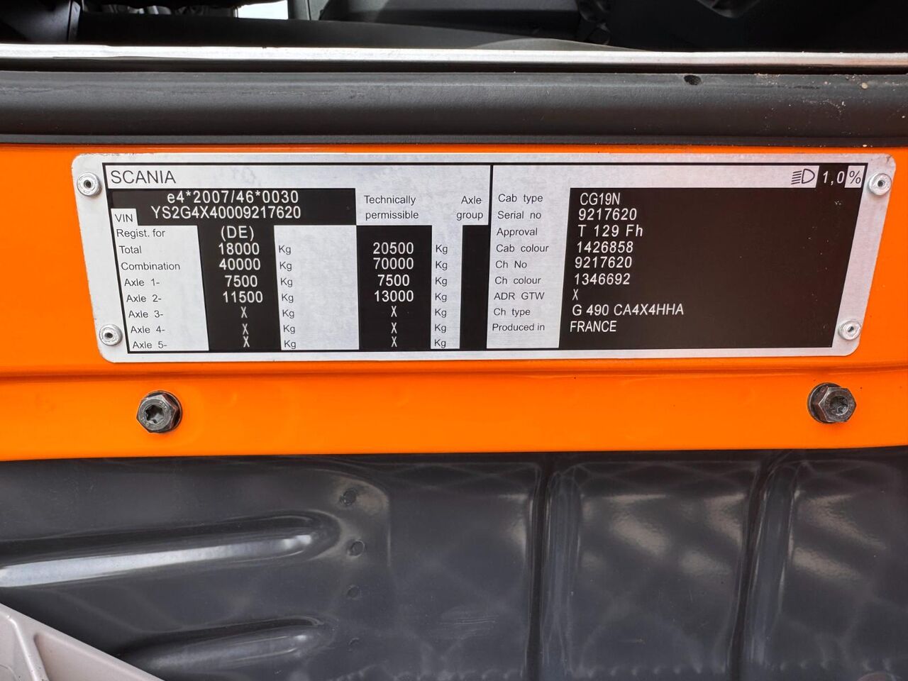 Scania G 490 4X4 Retarder & Schmitz 24 Kubik guter Zust - Cabeza tractora: foto 3 Scania G 490 4X4 Retarder & Schmitz 24 Kubik guter Zust - Cabeza tractora: foto 3