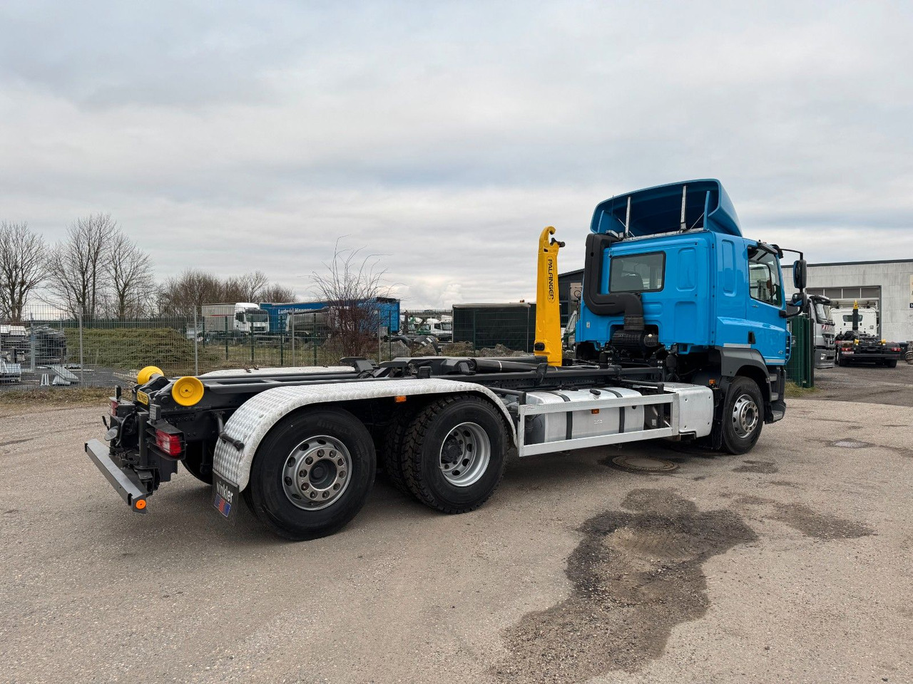 DAF CF 480 6X2 Abroller Funk 8 Stück neue Pirelli DAF CF 480 6X2 Abroller Funk 8 Stück neue Pirelli - Multibasculante camión: foto 4 DAF CF 480 6X2 Abroller Funk 8 Stück neue Pirelli DAF CF 480 6X2 Abroller Funk 8 Stück neue Pirelli - Multibasculante camión: foto 4