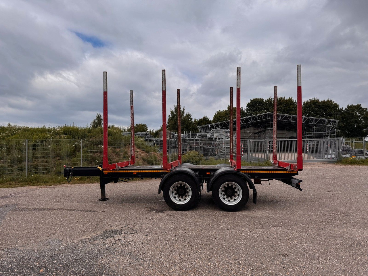 Goldhofer Glogger 2 Achser 14,5 m 18 to. Holztransporter - Remolque maderero: foto 1 Goldhofer Glogger 2 Achser 14,5 m 18 to. Holztransporter - Remolque maderero: foto 1