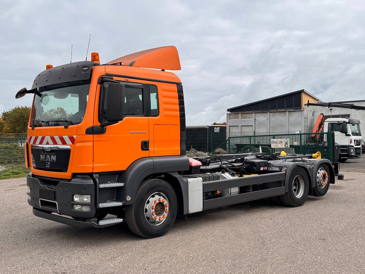 Multibasculante camión MAN 26.440 6X2 Multilift Abroller: foto 15