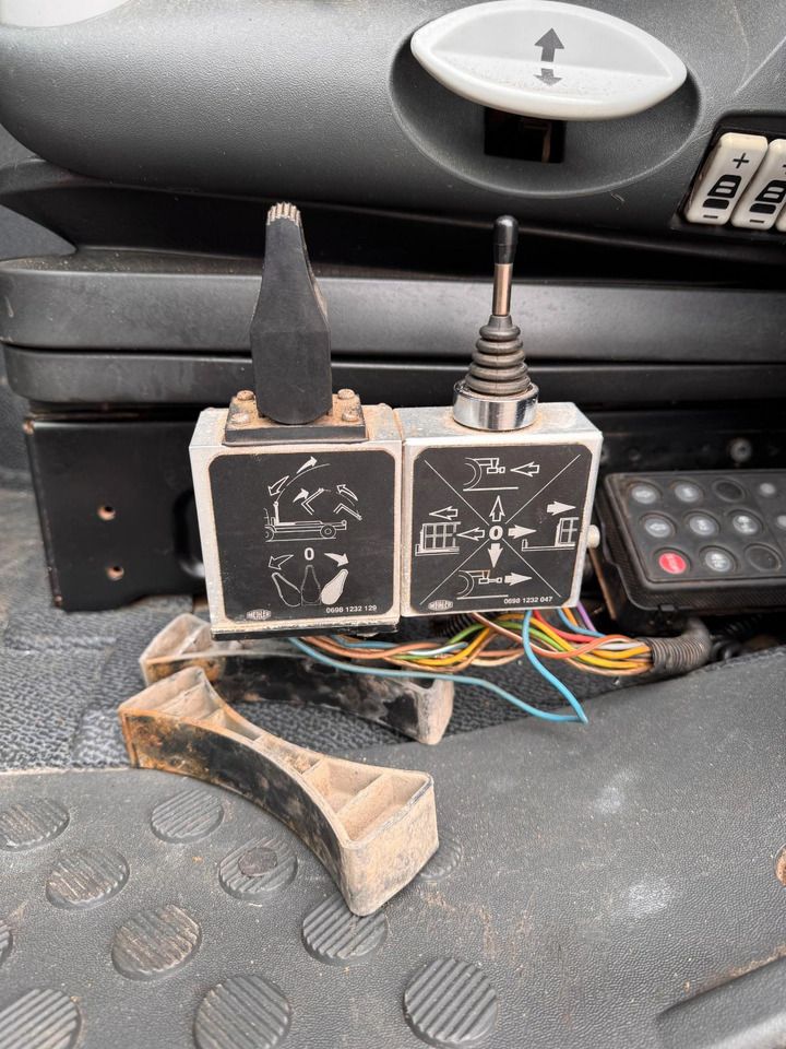 Meiller RK 20.65 Abrollaufbau - Multibasculante camión: foto 3 Meiller RK 20.65 Abrollaufbau - Multibasculante camión: foto 3