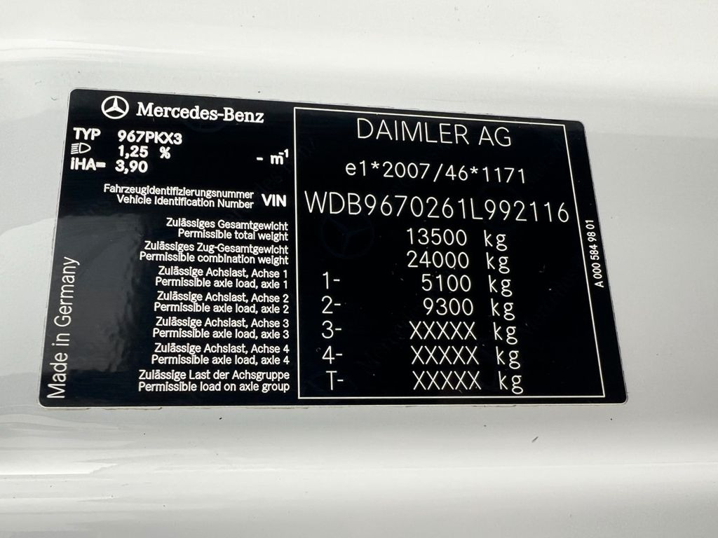 Mercedes-Benz 1324 4X2 Koffer Plane 6 to. Hebebühne - Camión lona: foto 2 Mercedes-Benz 1324 4X2 Koffer Plane 6 to. Hebebühne - Camión lona: foto 2
