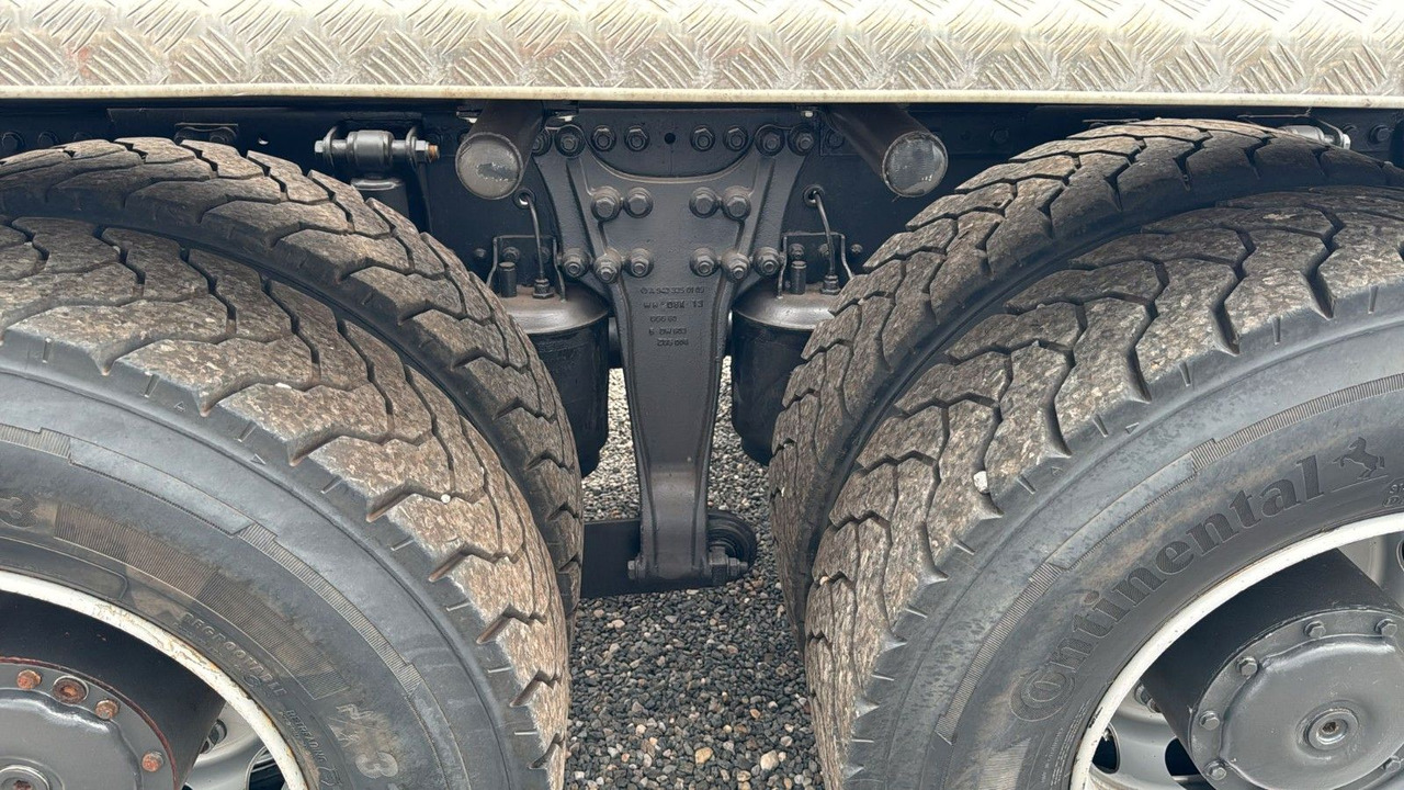 Mercedes-Benz 2641 6X4 Retarder Meiller mit Funk Top Zust - Multibasculante camión: foto 5 Mercedes-Benz 2641 6X4 Retarder Meiller mit Funk Top Zust - Multibasculante camión: foto 5