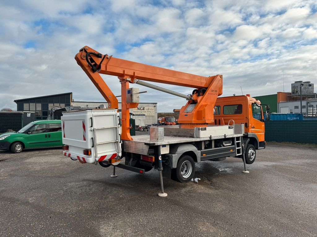 Mercedes-Benz 815 4x2 Hubarbeitsbühne Wumag 170 high 17 m - Camión con plataforma elevadora, Vehículo comercial ligero: foto 3 Mercedes-Benz 815 4x2 Hubarbeitsbühne Wumag 170 high 17 m - Camión con plataforma elevadora, Vehículo comercial ligero: foto 3