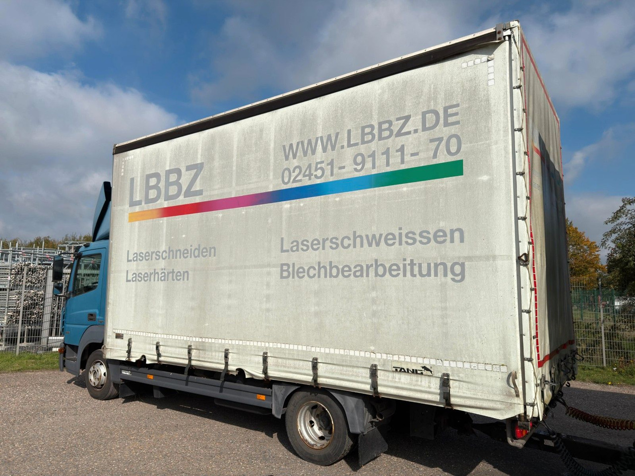 Furgoneta con caja de lona Mercedes-Benz 818 4X2 Pritsche & Plane & Tang Pritsche & Plane Mercedes-Benz 818 4X2 Pritsche & Plane & Tang Pritsche & Plane: foto 11