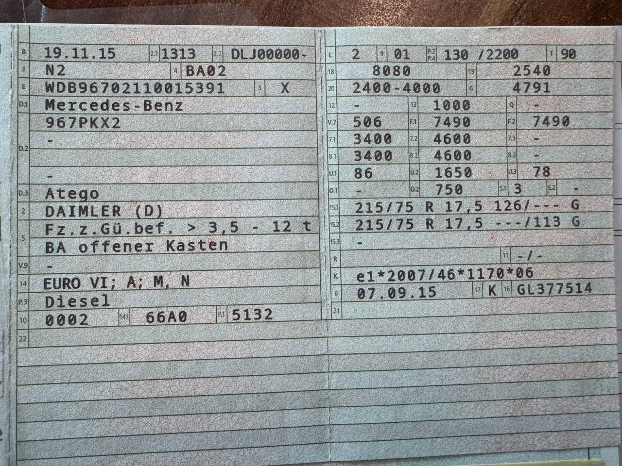 Mercedes-Benz 818 4X2 Pritsche original Kilometer - Caja abierta furgoneta: foto 2 Mercedes-Benz 818 4X2 Pritsche original Kilometer - Caja abierta furgoneta: foto 2