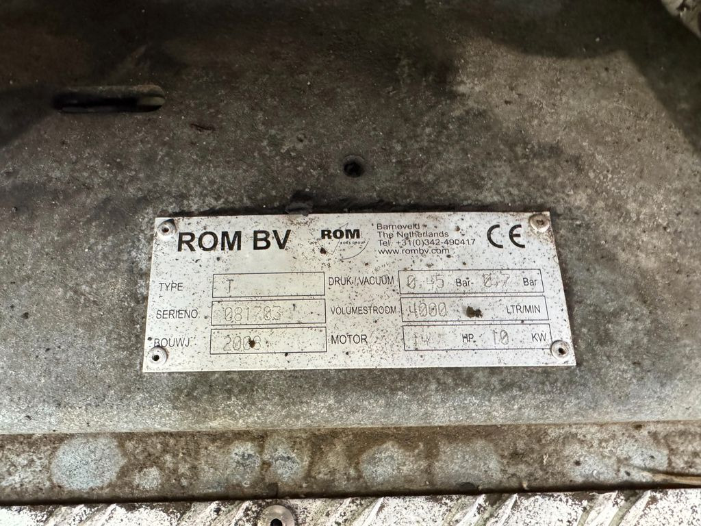 Mercedes-Benz 818 4X2 ROM Toilettenwagen Mercedes-Benz 818 4X2 ROM Toilettenwagen 6 Plätze - Limpieza de alcantarillado: foto 3 Mercedes-Benz 818 4X2 ROM Toilettenwagen Mercedes-Benz 818 4X2 ROM Toilettenwagen 6 Plätze - Limpieza de alcantarillado: foto 3