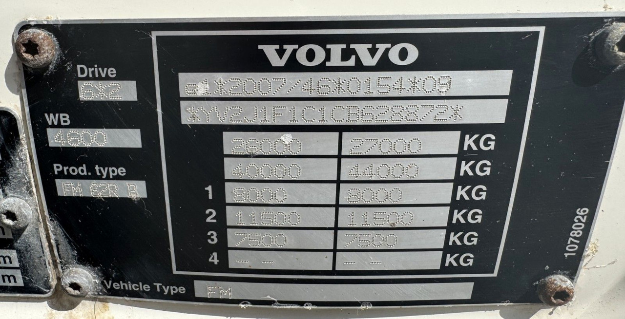 Volvo FM 410 6X2 Kühlkoffer mit Carrier Diesel & Strom - Frigorífico camión: foto 3 Volvo FM 410 6X2 Kühlkoffer mit Carrier Diesel & Strom - Frigorífico camión: foto 3
