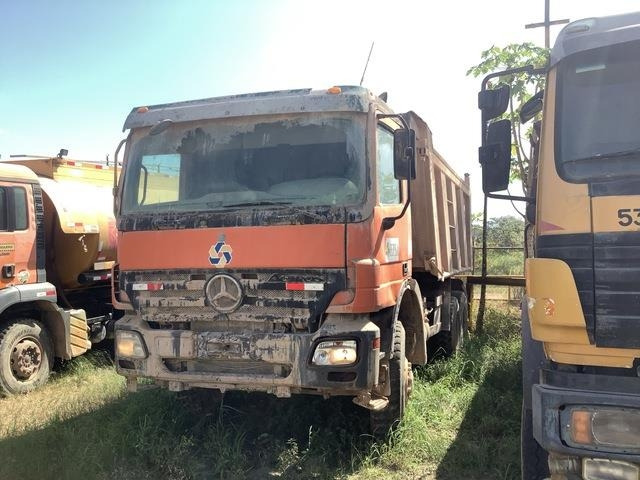 Mercedes-Benz ACTROS 3341 - Volquete camión: foto 1 Mercedes-Benz ACTROS 3341 - Volquete camión: foto 1