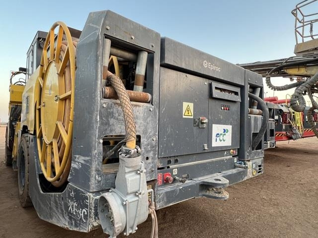 Epiroc Boomer XE3C - Maquinaria para minería: foto 2 Epiroc Boomer XE3C - Maquinaria para minería: foto 2