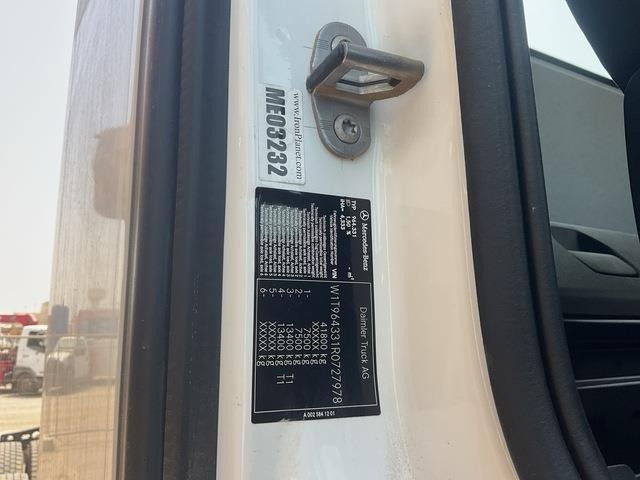 Mercedes-Benz Arocs 4240 - Chasis camión: foto 5 Mercedes-Benz Arocs 4240 - Chasis camión: foto 5